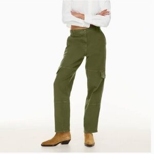 Aritzia Wilfred Free Maeve Cargo Pant in Army Green Size 0